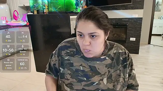 Layla- online show from March 2026 10:10:02 AM