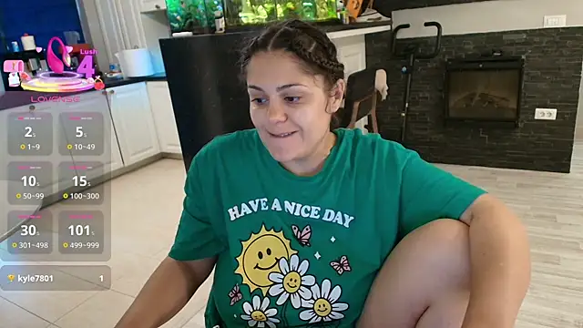 Snapshot of Layla- chatting on July 2026 10:49:02 AM Layla- online show from July 2026 10:49:02 AM
