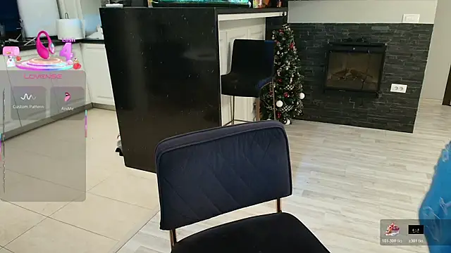 Layla- online show from January 2026 08:16:02 PM