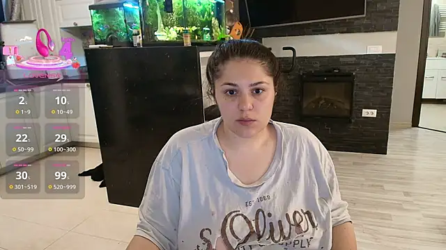 Layla- online show from May 2026 12:37:02 PM