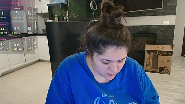 Layla- online show from February 2026 10:42:02 AM