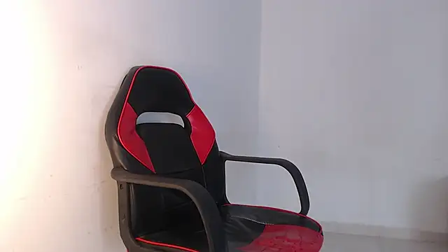 adam levis17 online show from November 2025 06:06:02 AM