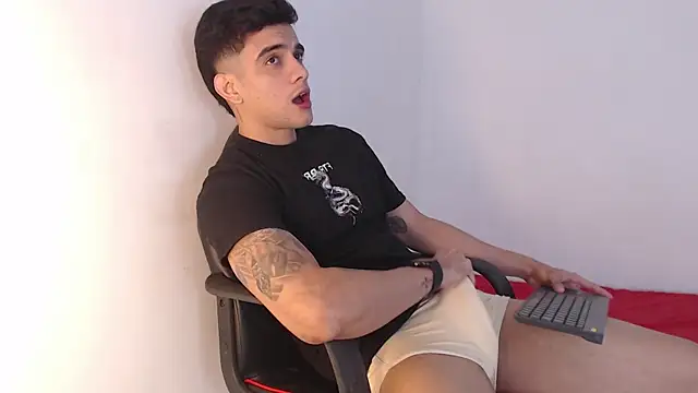 adam levis17 online show from November 2025 06:13:02 AM