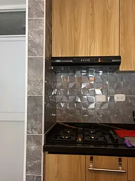 Snapshot of allison_wen chatting on March 2025 03:53:02 AM allison wen online show from March 2025 03:53:02 AM