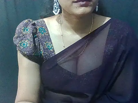 Snapshot of sugandha_bhabhi chatting on May 2026 04:54:01 PM sugandha bhabhi online show from May 2026 04:54:01 PM