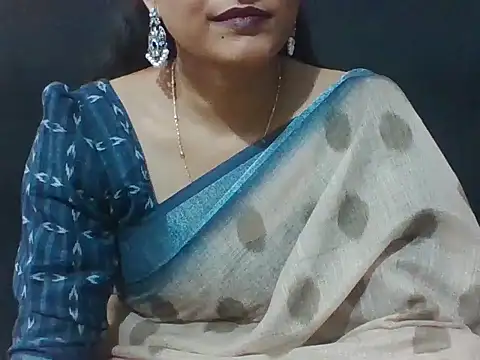 Snapshot of sugandha_bhabhi chatting on May 2026 05:43:02 PM sugandha bhabhi online show from May 2026 05:43:02 PM