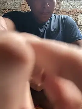 lucas-storm online show from April 2026 09:15:01 PM