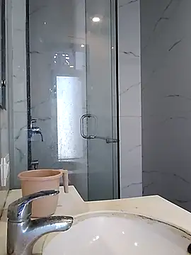 freakydesi online show from December 2025 05:13:01 AM