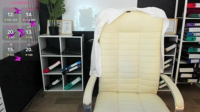 meow mellie online show from September 2025 02:29:02 AM