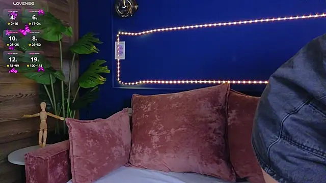 meow mellie online show from November 2025 01:53:02 AM