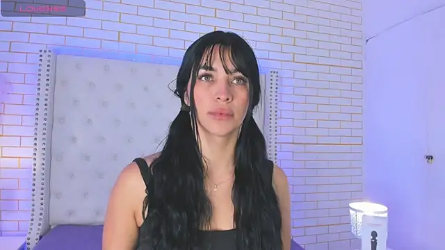 Emilly wilson  online show from October 2025 12:51:02 PM