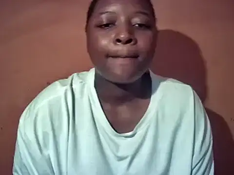 sexyhips2001 online show from October 2025 09:14:02 PM