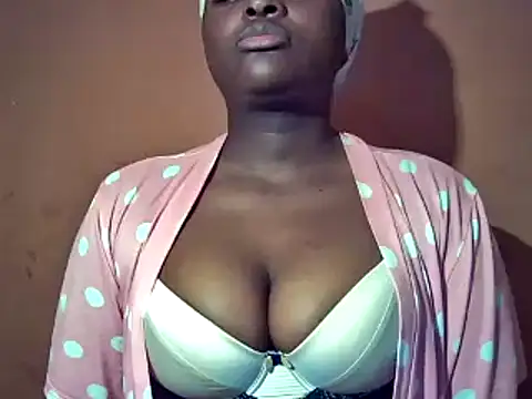 sexyhips2001 online show from September 2025 09:00:01 PM