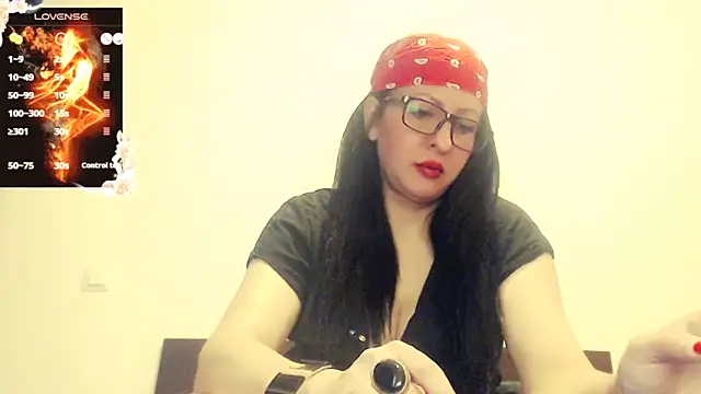 Alina eve online show from October 2025 07:49:01 AM