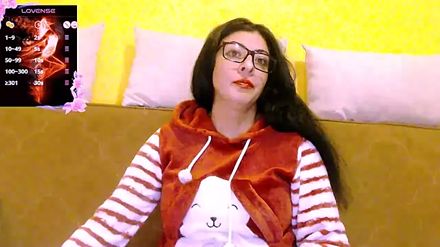 Alina eve online show from October 2025 02:20:02 PM