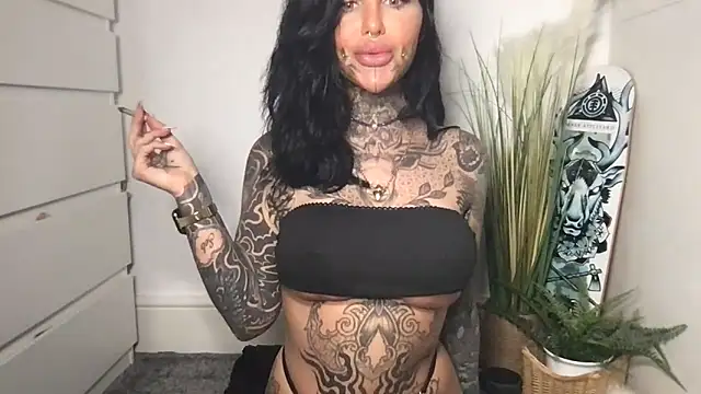 Peaches and the Cream online show from February 2026 11:22:02 AM