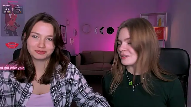 Snapshot of helli_belli chatting on December 2025 09:48:02 PM helli belli online show from December 2025 09:48:02 PM