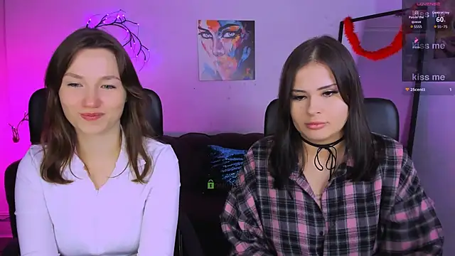 Snapshot of helli_belli chatting on December 2025 08:13:01 PM helli belli online show from December 2025 08:13:01 PM