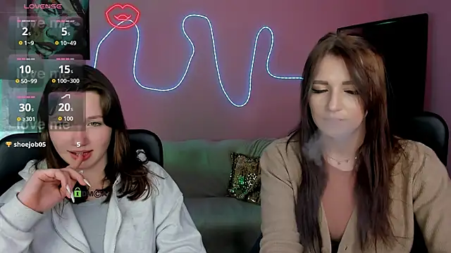 Snapshot of helli_belli chatting on February 2026 08:19:01 PM helli belli online show from February 2026 08:19:01 PM