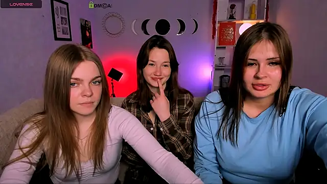 helli belli online show from April 2026 07:27:01 PM