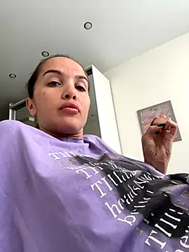 Beverly Hilll online show from September 2025 02:06:02 PM