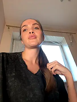 Beverly Hilll online show from October 2025 01:56:01 PM