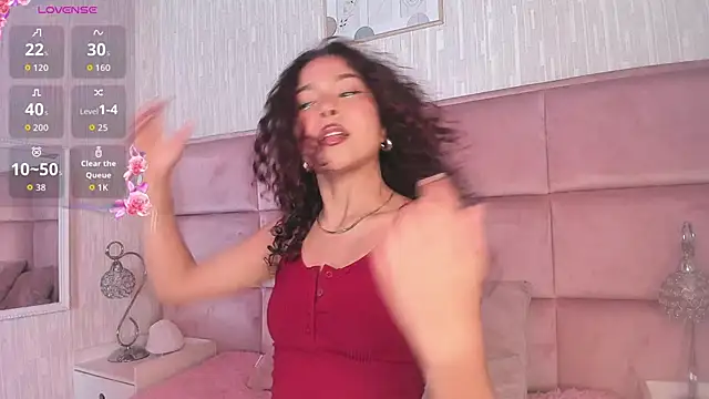 Snapshot of Marianna_Ray_ chatting on November 2025 07:51:02 PM Marianna Ray online show from November 2025 07:51:02 PM