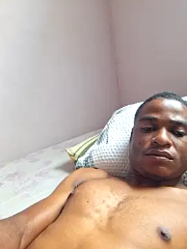 predadorr29 online show from February 2026 01:00:02 PM