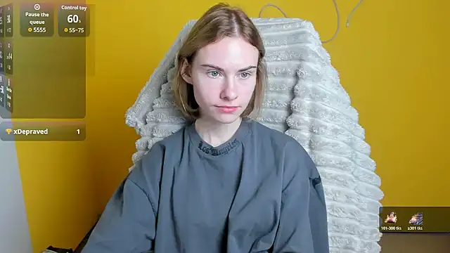 Fiona Night online show from December 2025 06:48:01 AM