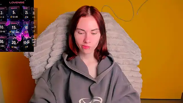 Fiona Night online show from April 2026 05:21:02 AM