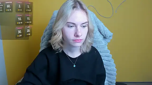 Fiona Night online show from November 2025 06:02:01 AM