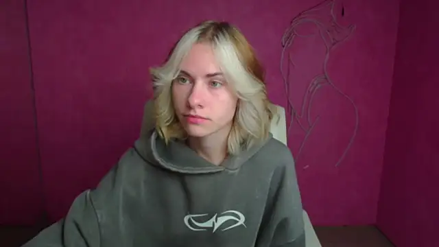 Fiona Night online show from September 2025 05:03:01 AM