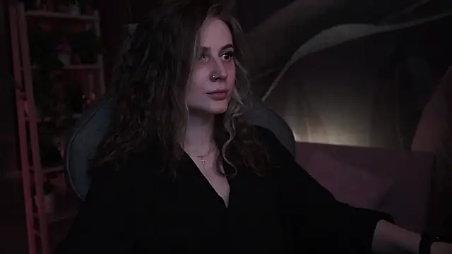 OliviaMcClean online show from October 2025 03:49:01 AM