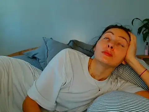 Irina9793 online show from March 2026 09:57:02 AM