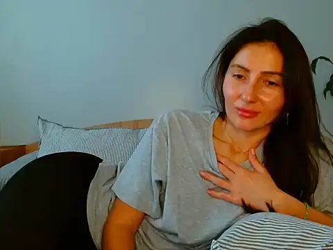 Irina9793 online show from March 2026 09:44:01 AM