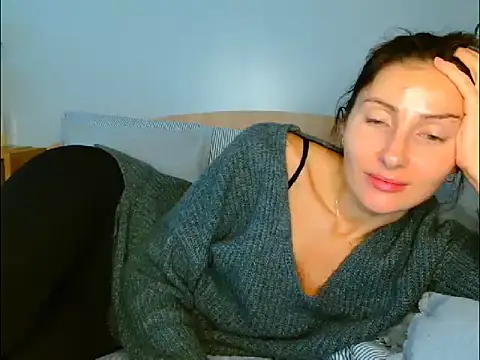 Snapshot of Irina9793 chatting on November 2025 09:10:02 AM Irina9793 online show from November 2025 09:10:02 AM