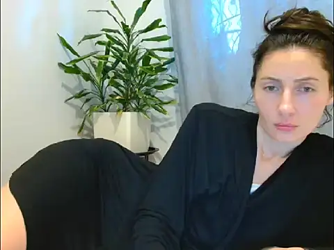 Irina9793 online show from May 2026 05:19:02 PM
