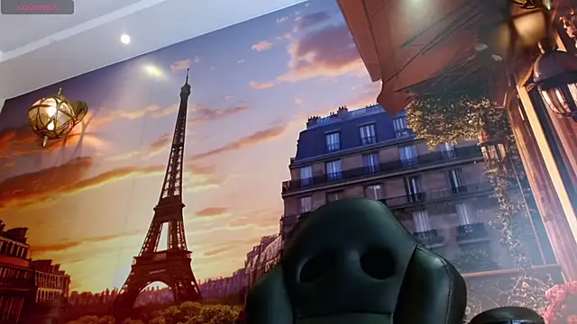 Gabi Prince online show from November 2025 07:36:01 PM