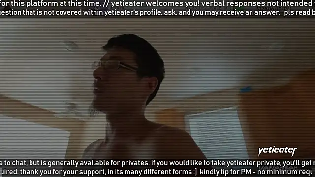 Snapshot of yetieater chatting on May 2026 03:45:02 PM yetieater online show from May 2026 03:45:02 PM