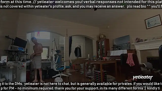 Snapshot of yetieater chatting on June 2026 05:08:02 PM yetieater online show from June 2026 05:08:02 PM