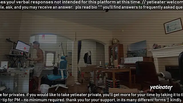 Snapshot of yetieater chatting on July 2026 03:48:01 PM yetieater online show from July 2026 03:48:01 PM