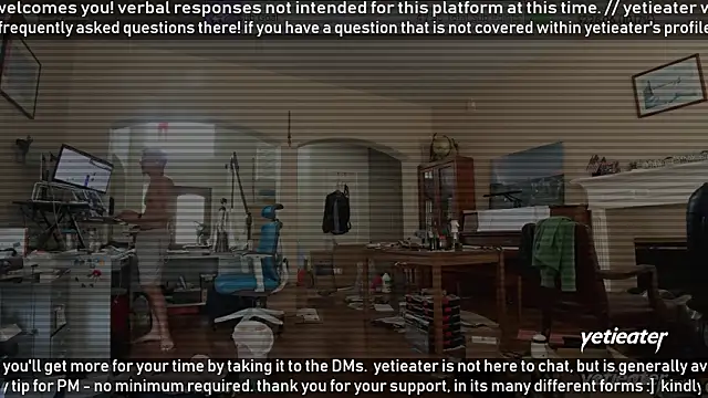 Snapshot of yetieater chatting on April 2026 08:17:01 PM yetieater online show from April 2026 08:17:01 PM