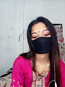 Orna-1 online show from November 2025 07:52:02 PM