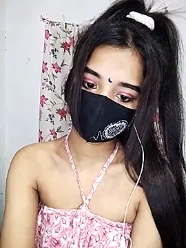 Orna-1 online show from October 2025 07:47:02 PM