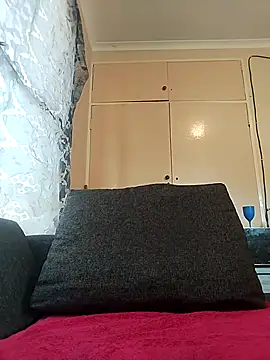 Snapshot of JuicyMilkyTizzy chatting on September 2025 11:43:01 AM JuicyMilkyTizzy online show from September 2025 11:43:01 AM