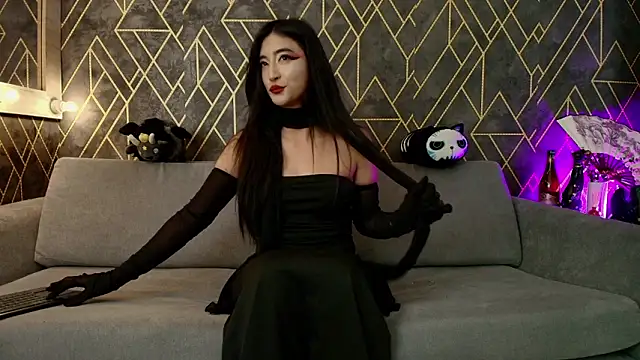 Tahara Romanov online show from March 2026 03:48:01 PM