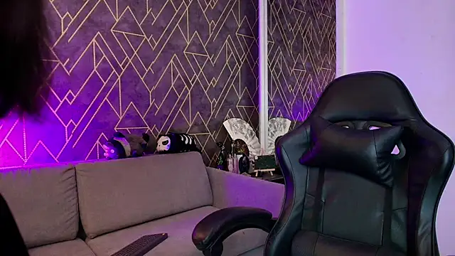 Tahara Romanov online show from March 2026 02:51:02 PM