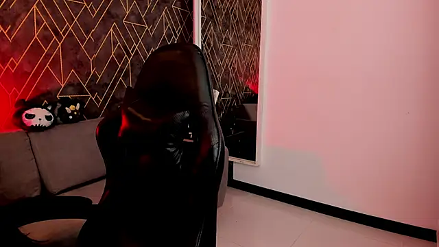 Tahara Romanov online show from February 2026 03:45:01 PM