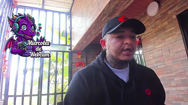 Snapshot of Strip_Classes_Col chatting on November 2025 03:01:02 PM Strip Classes Col online show from November 2025 03:01:02 PM