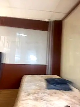 PinkyMoon online show from December 2025 05:40:02 AM